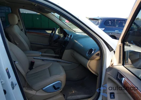 2006 Mercedes-Benz Ml 350 4Matic z USA, uszkodzony, nr VIN 4JGBB86E26A025372